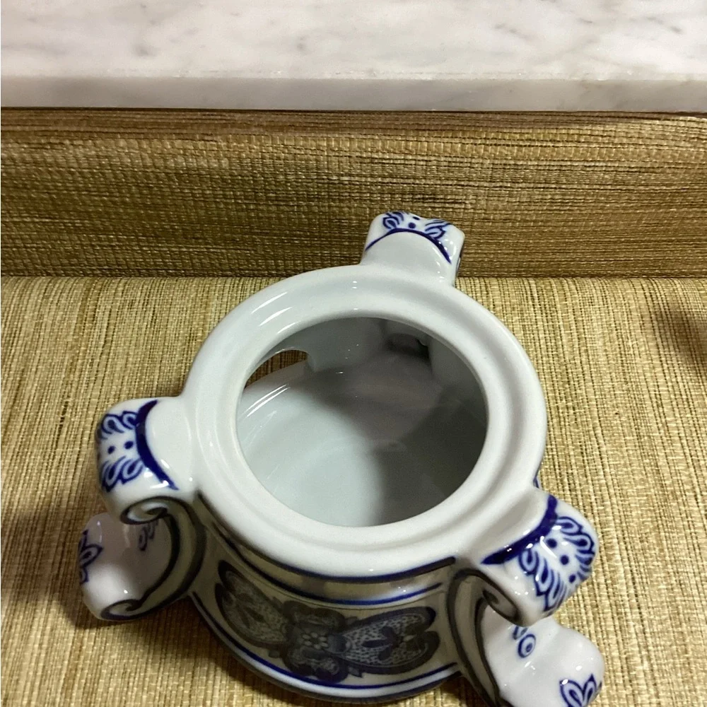 Vintage Bombay Blue and White Serveware Teapot with Warmer